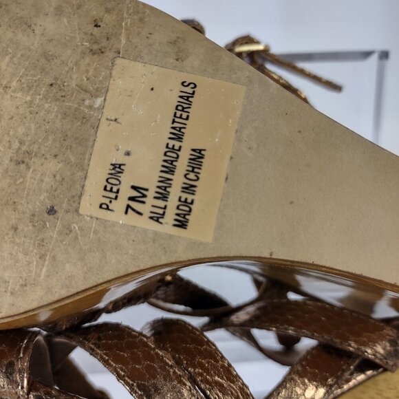 Steve Madden (Leona) Bronze Snakeskin Print 4 Inch Strappy Wedges Size 7 - Picture 11 of 12